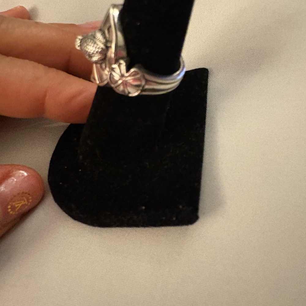 Sterling Silver Lilly pad Frog Ring - Picture 4 of 4
